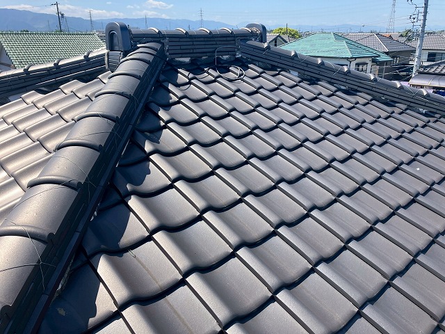 瓦屋根全体の状況